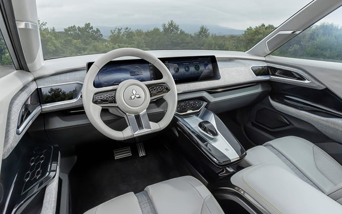 MitsubishiXFCconcept13