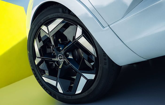 OpelGrandlandGSe7