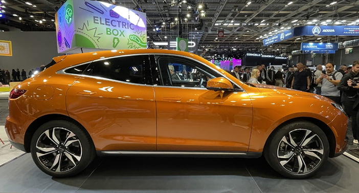 Seres5autosalonParijs2