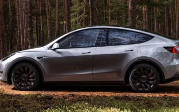 TeslaModelYzilver2