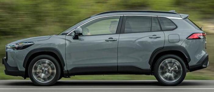 ToyotaCorollaCrossTest4