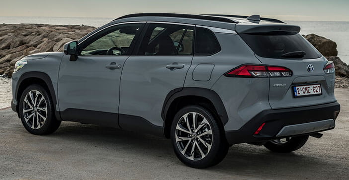 ToyotaCorollaCrossTest6
