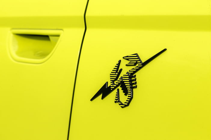 Abarth500eInDetail3