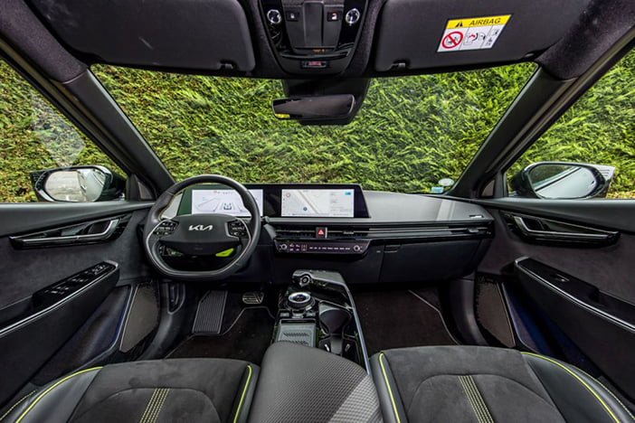 KiaEV6TeslaModelY10
