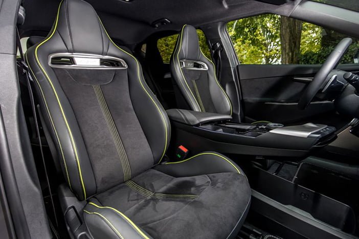 KiaEV6TeslaModelY12