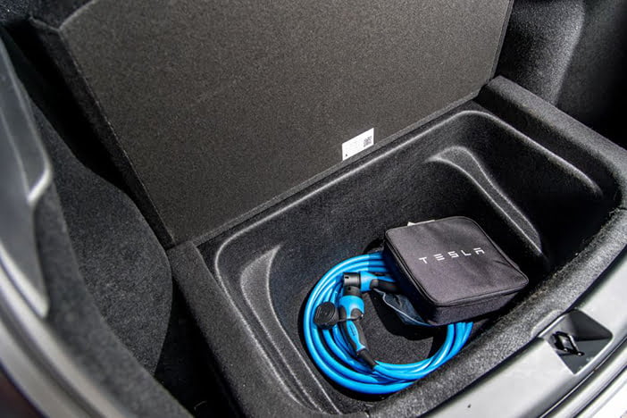 KiaEV6TeslaModelY20