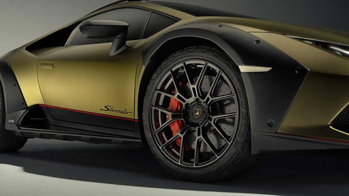 LamborghiniHuracanSterrato9