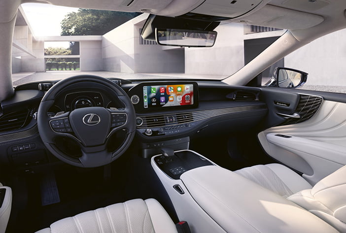 LexusLSmy2023j