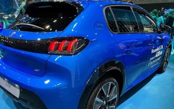 Peugeot208eNieuw