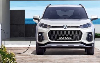 Digitale update voor Suzuki Across SuzukiAcrossModeljaar2023
