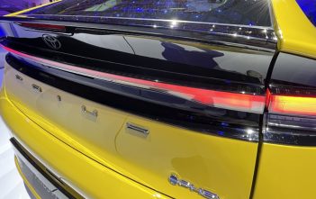 ToyotaPriusLive20