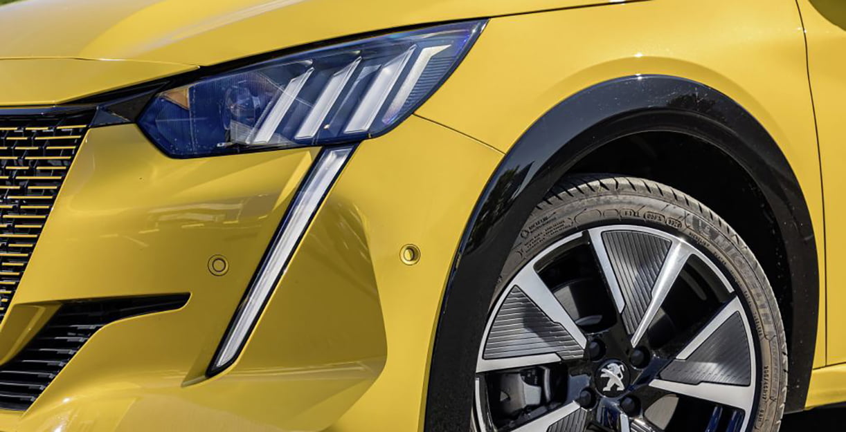 Europa: Peugeot 208 is Europees kampioen Peugeot208geleAchtergrond