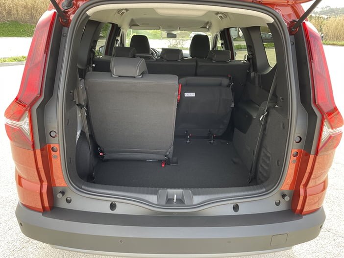 DaciaJoggerEtechHybridTest8