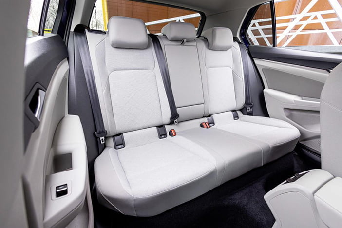 Peugeot308VolkswagenGolf17