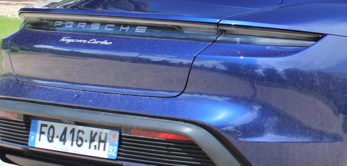 PorscheTaycan8