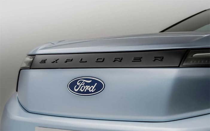 FordExplorer17