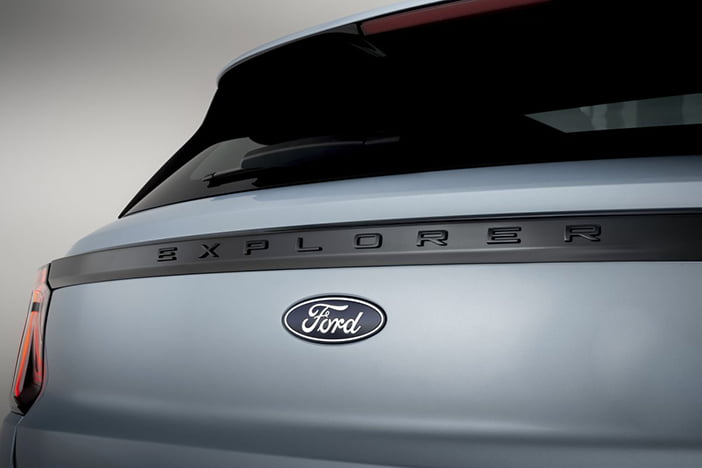 FordExplorer8