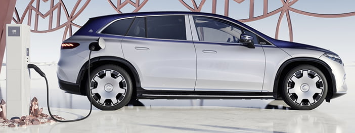 MercedesMaybachEQSsuv3