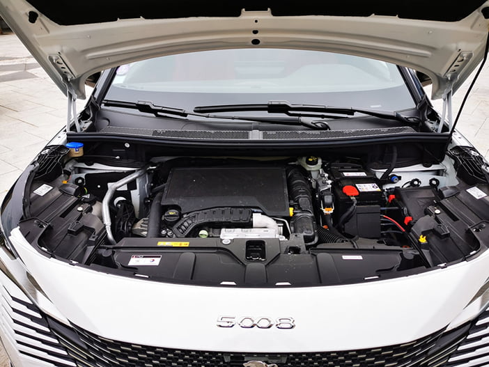 Peugeot5008RenaultEspace13