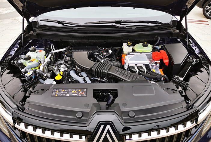Peugeot5008RenaultEspace22