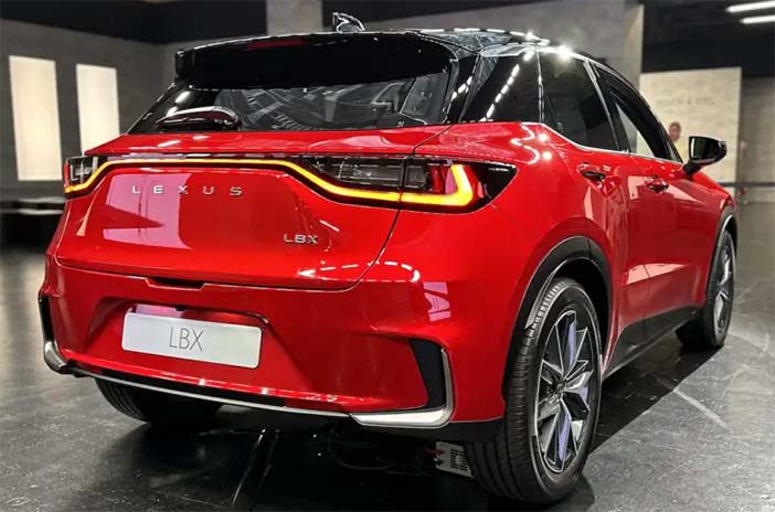LexusLBX7