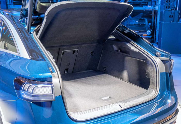 VolkswagenID7m