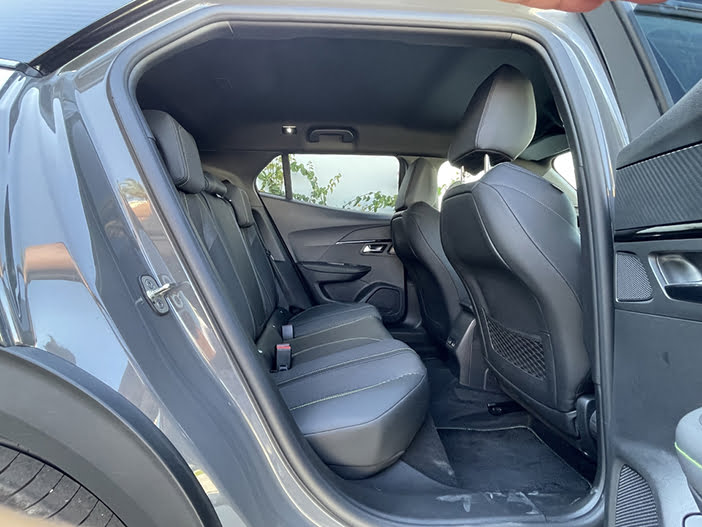 Peugeot2008eTest3