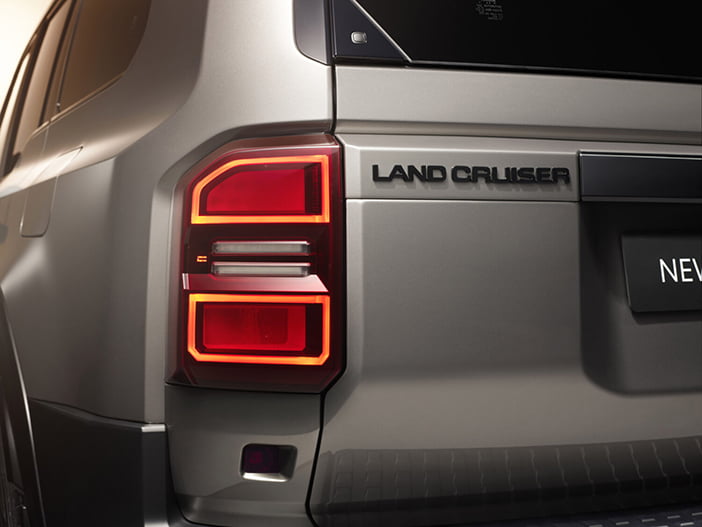 ToyotaLandCruiser7
