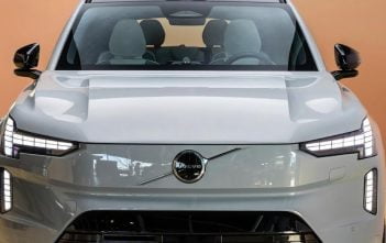 VolvoEX90front