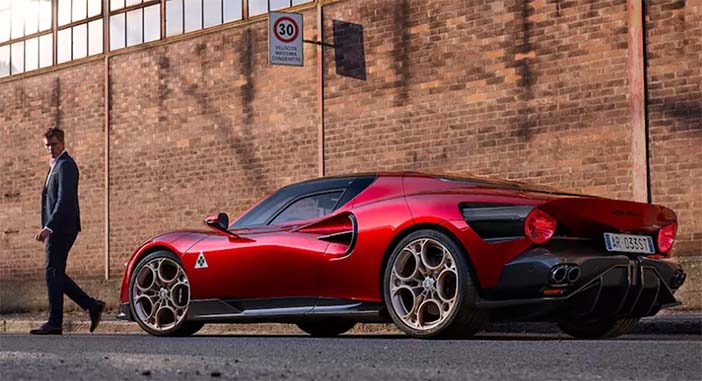 AlfaRomeo33Stradale7