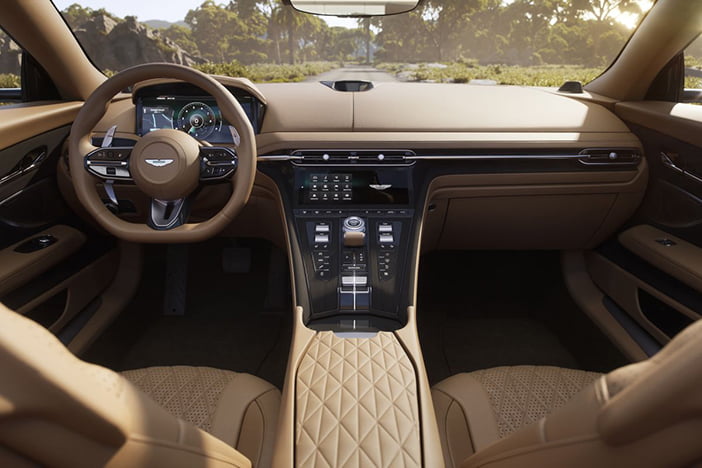 AstonMartinDB12Volante8