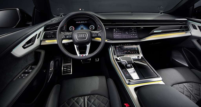 AudiQ8
