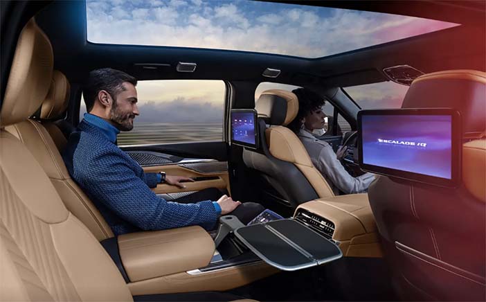 CadillacEscaladeIQ9