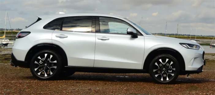 HondaZRVversusNissanQashqai3