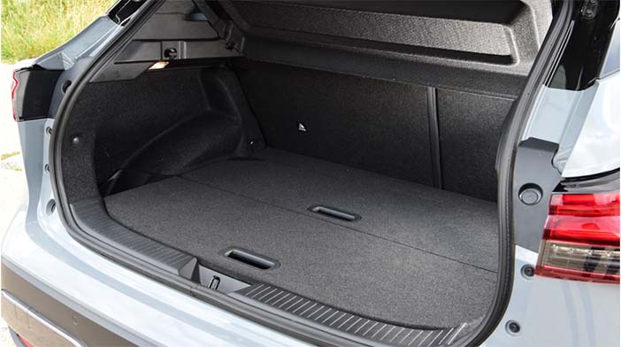 HondaZRVversusNissanQashqai5
