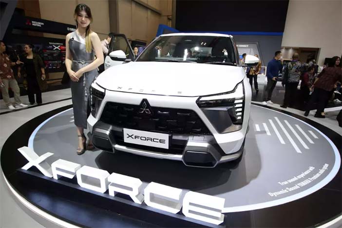 MitsubishiXforce6