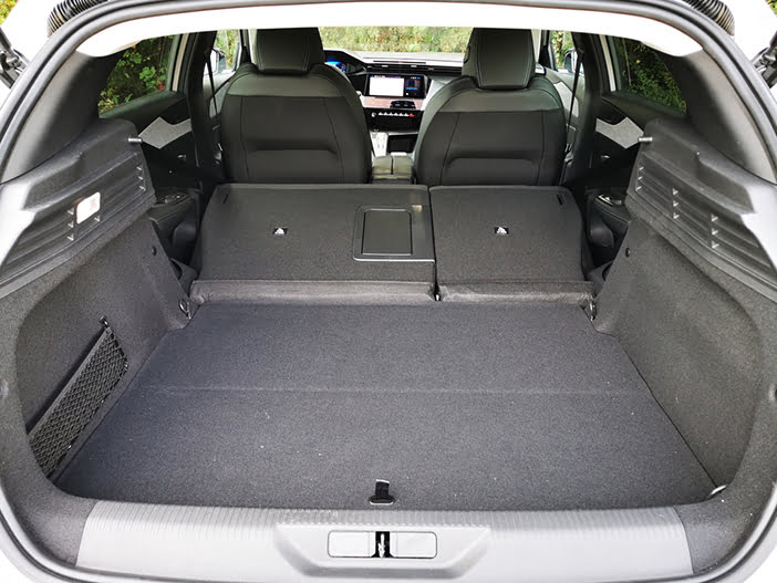 Peugeot308E17