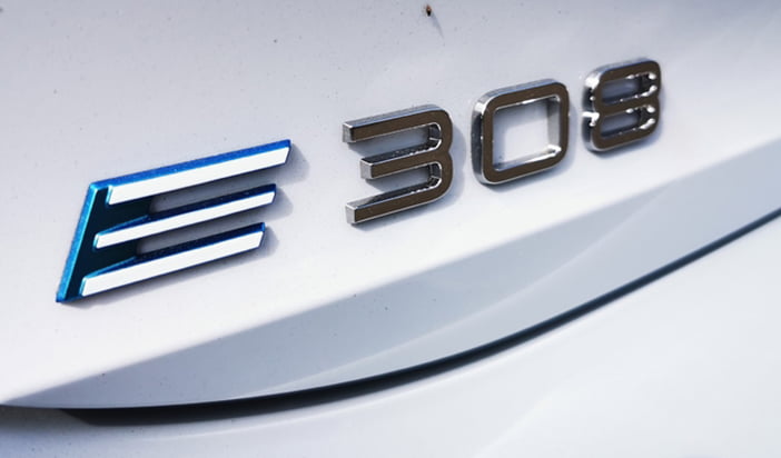 Peugeot308E6