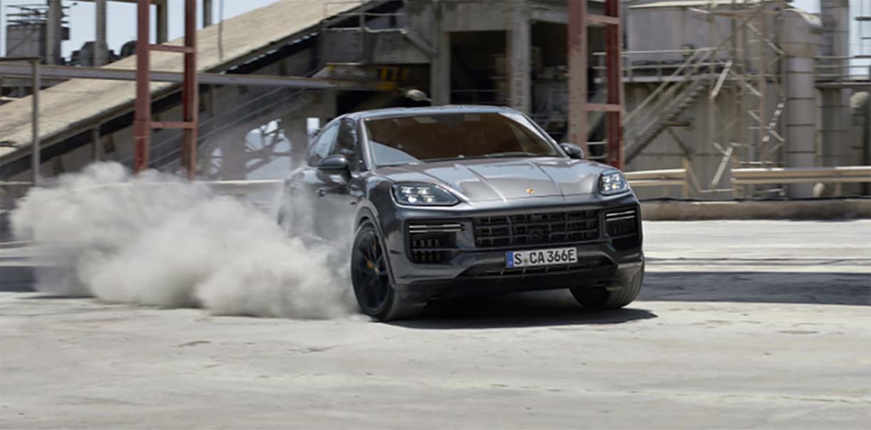 Porsche presenteert de krachtigste Cayenne ooit PorscheCayenneTurboEhybrid