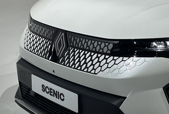 RenaultScenicElectric9