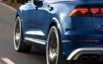 AudiQ8m