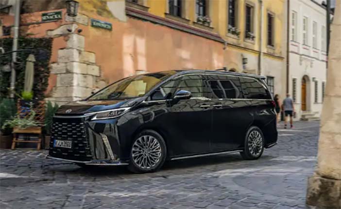 LexusLMtest19
