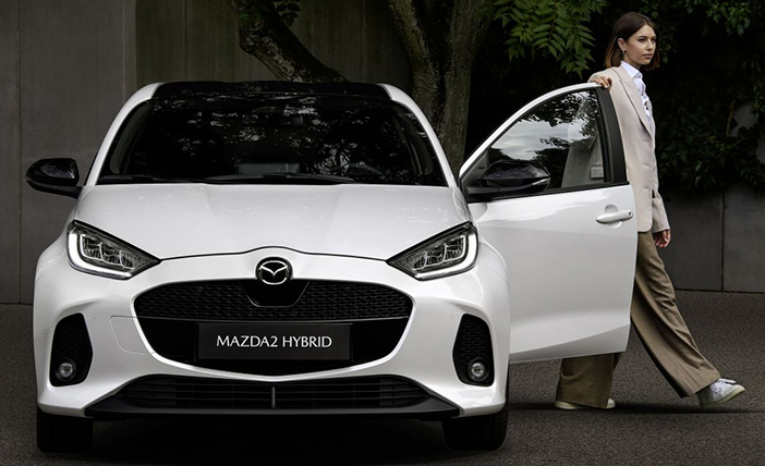 Mazda2Hybrid3