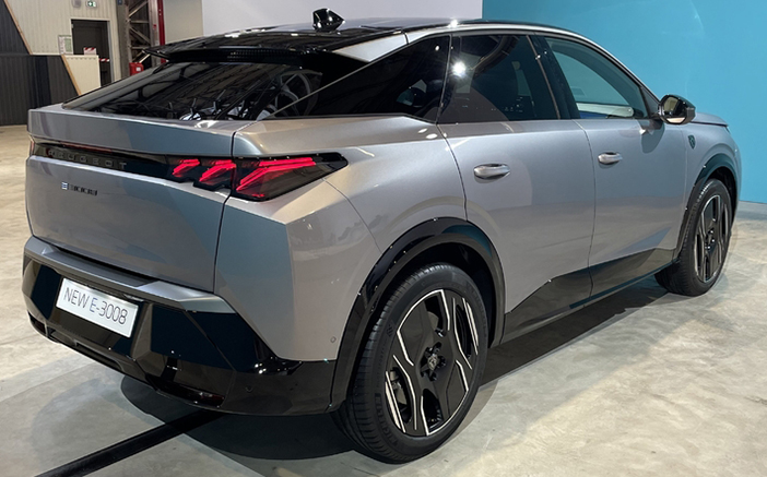 Peugeot3008E9