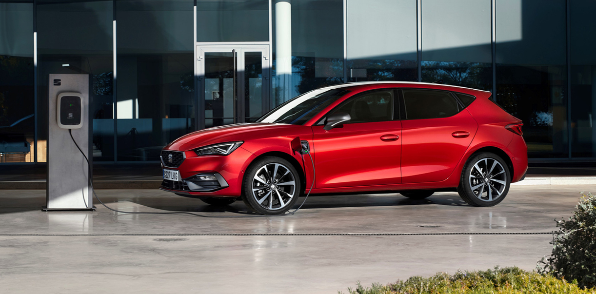 Prijs vergelijking Seat Leon e-Hybrid PHEV SeatLeonFRphevBusinessIntense