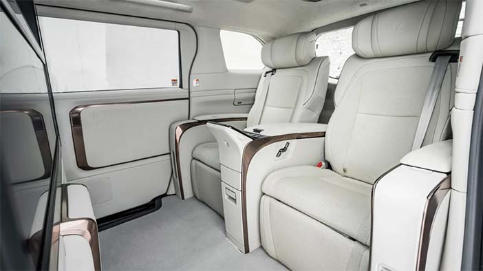LexusLMtest8