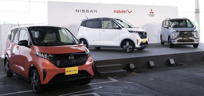 MitsubishiEkxNissanSakuraK