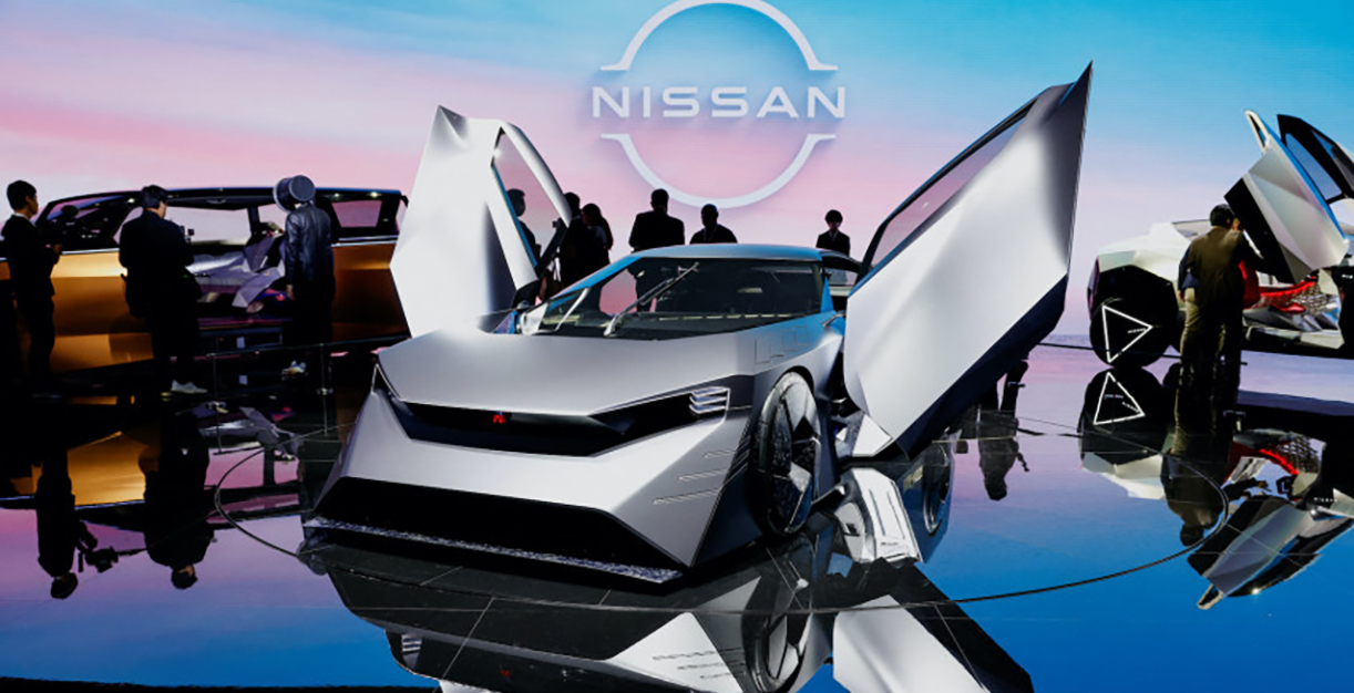 Japanse fabrikanten verklaren de elektrische auto alsnog de liefde