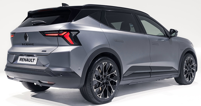 PeugeotE3008RenaultScénicElectric3