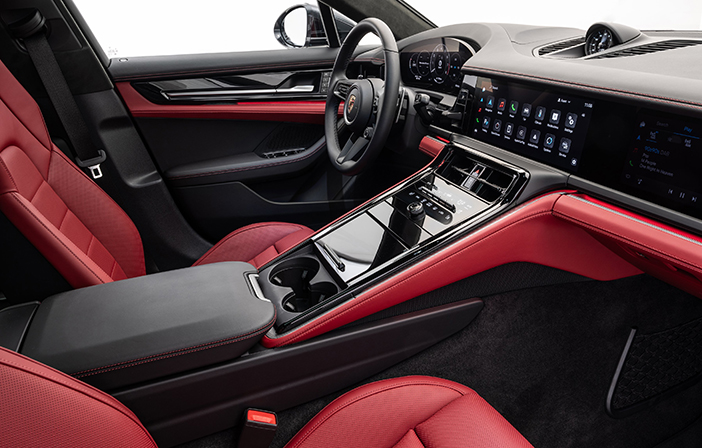 PorschePanameraInterieur2K
